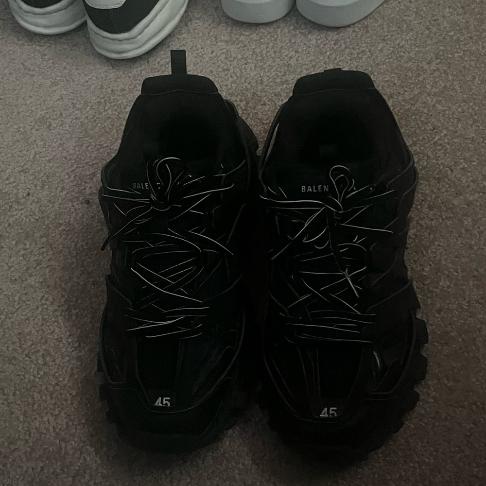 Balenciaga Tracks